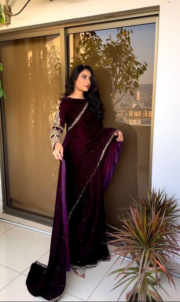 Beautiful Designer Wedding Special Pure 9000 Velvet Saree