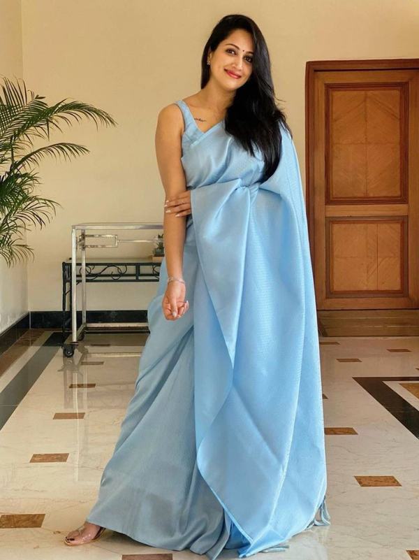 Stepnshop Traditional Lichi Silk Saree with Premium Jacquard Work