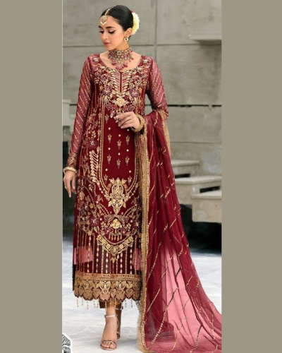 Woman’s Pakistani Style Straight Salwar Kameez