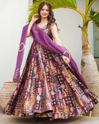 Designer Beautiful Anarkali Style Chinnon Silk Kurti Set