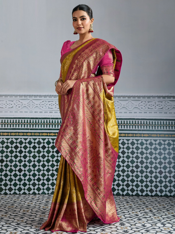 Beautiful Pure Kanjivaram Silk Saree with Traditional Meenakari Weave