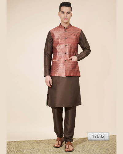 Heavy Jequard With Pure Silk Self Work Men’s Kurta & Pajama Set