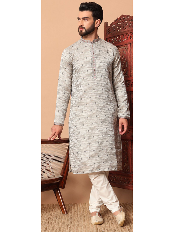 Stepnshop Elegant Men’s Kurta with Sequins and Cotton Pants