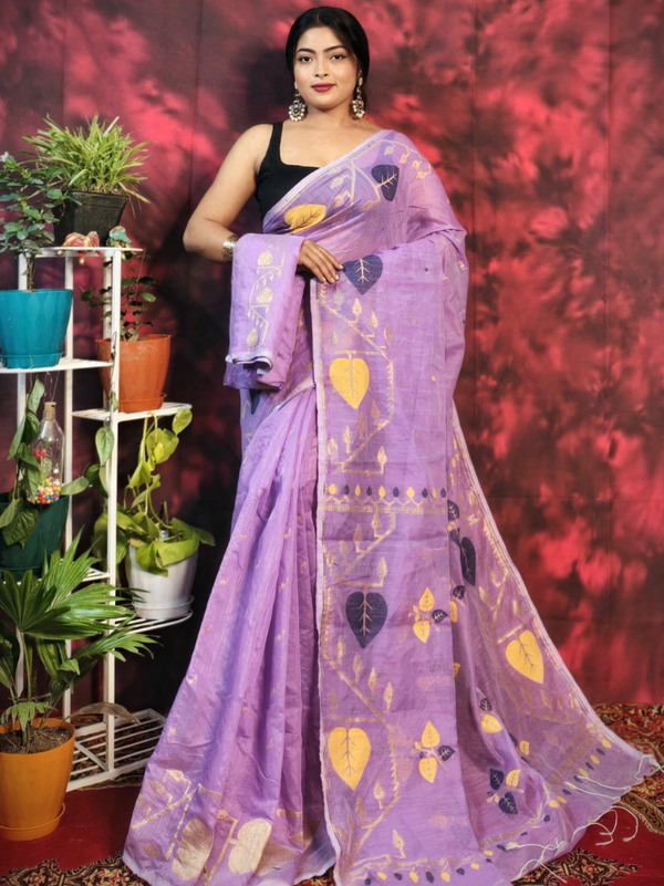 Elegant Cotton Saree Set with Floral Detailing
