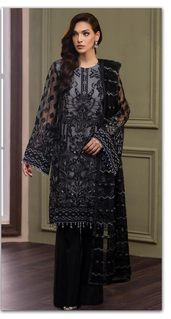 Woman’s Pakistani Style Straight Salwar Kameez